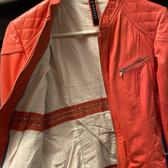 Leather jacket - Picture 3 of 4